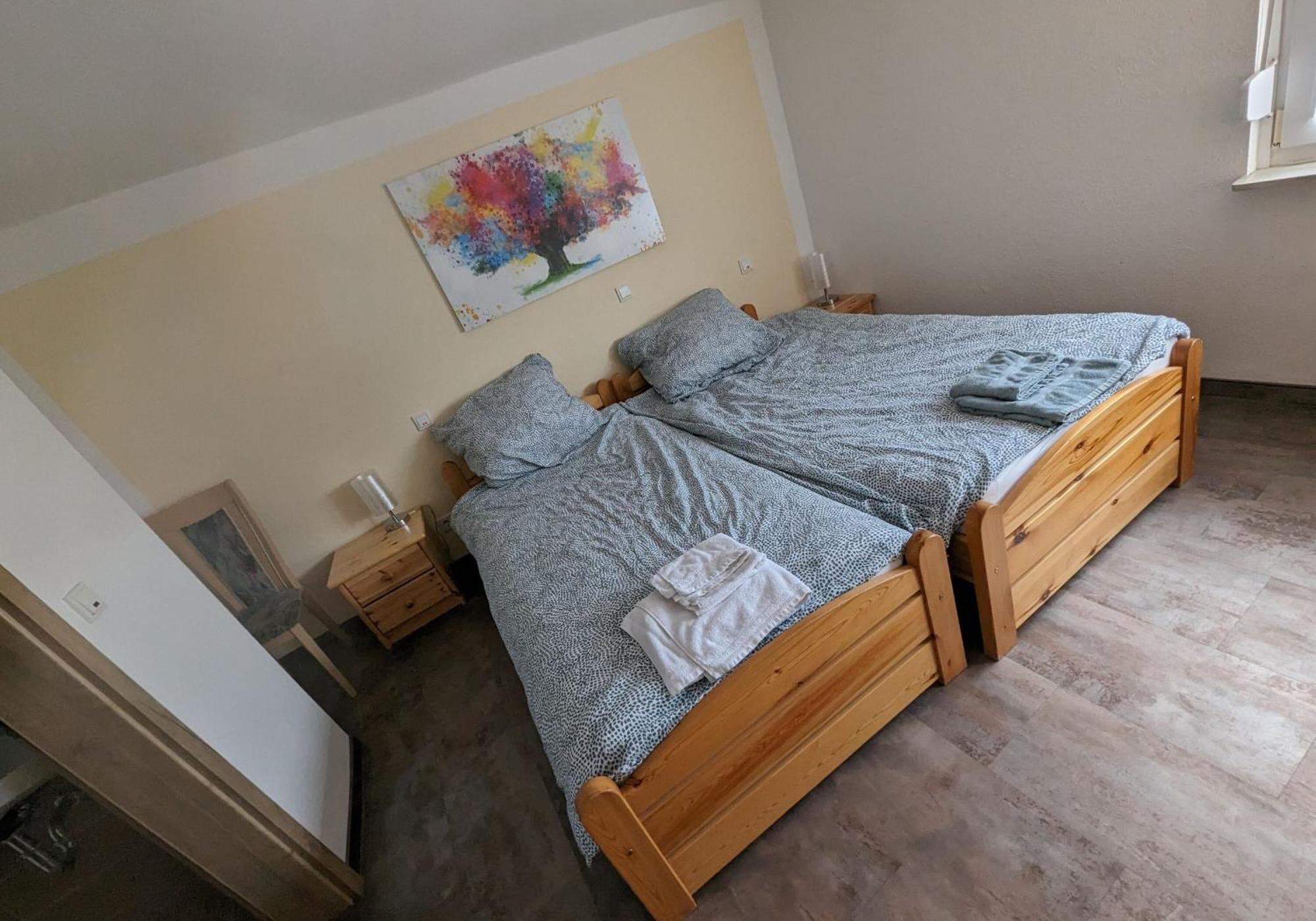 Pension Neue Linde Alsfeld Exterior foto